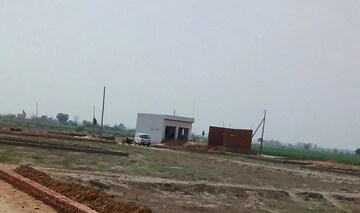  Plot – Exterior View View at Noida Expressway - for Sale
