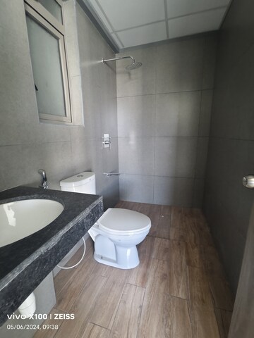 Bathroom in 2 BHK Apartment at Kalpataru Paramount A, Kapur Bawdi – for Sale