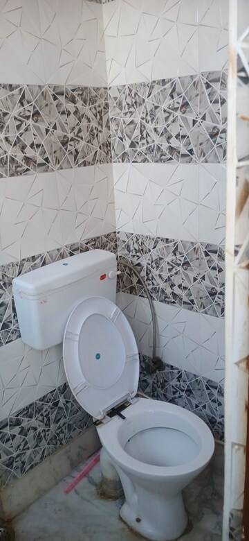 Bathroom in 2 BHK Builder Floor at Lalita Park – for Sale