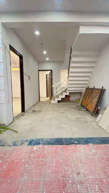 Parking in 2 BHK Builder Floor at Faizabad Road – for Sale