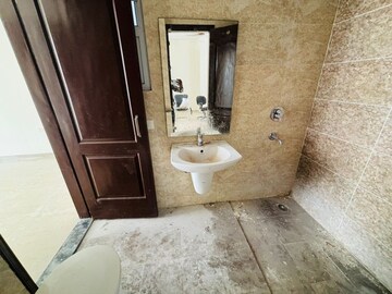 Furnished Amenities in 4 BHK Builder Floor at Mullanpur – for Sale