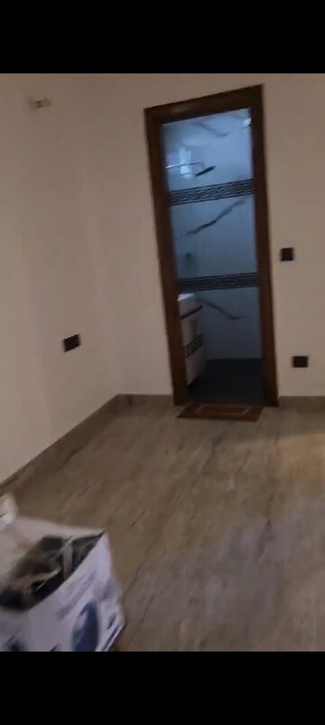 Furnished Amenities in 3 BHK Builder Floor at Sector 85 – for Sale