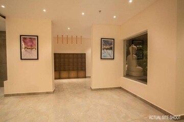 Room in 3 BHK Apartment at RG Luxury Homes, Sector 16b Greater Noida – for Sale