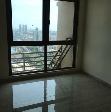 Room in 3 BHK Apartment at Vile Parle East – for Sale