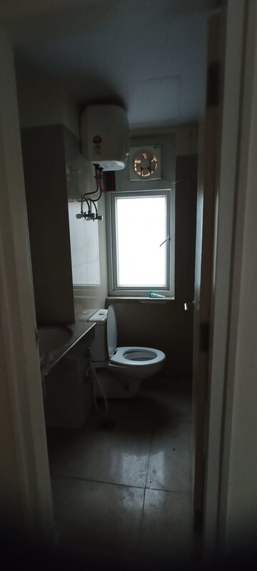 Bathroom in 3 BHK Apartment at Emaar Palm Hills, Sector 77 – for Sale