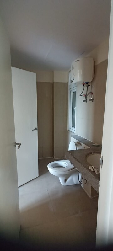 Bathroom in 3 BHK Apartment at Emaar Palm Hills, Sector 77 – for Sale