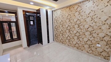 Room in 3 BHK Builder Floor at Sector 1, Dwarka – for Sale