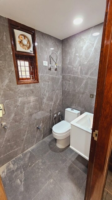 Bathroom in 3 BHK Builder Floor at Sector 1, Dwarka – for Sale