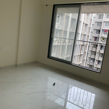 Room in 1 BHK Apartment at Borivali West – for Sale