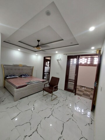 Master Bedroom in 6+ BHK Independent House at Bhago Majra Road – for Sale