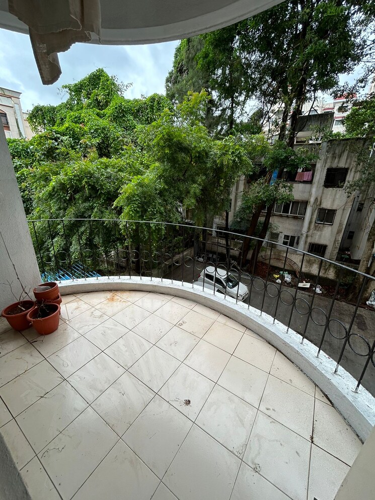 Balcony, kumar-parisar 2 Bedroom 1050 Sq.Ft. Apartment In Kothrud Pune 7299867