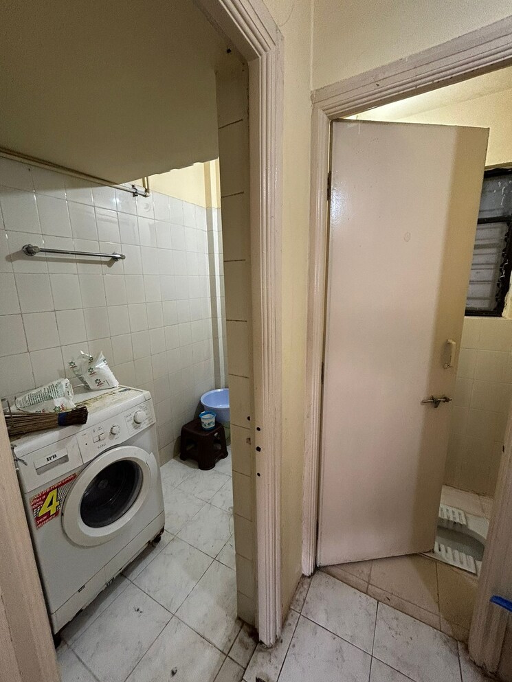 Bathroom, kumar-parisar 2 Bedroom 1050 Sq.Ft. Apartment In Kothrud Pune 7299867