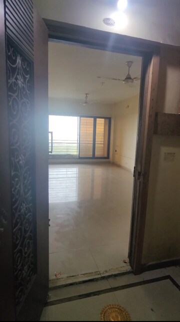 Room in 2 BHK Apartment at Bhumi Raj Apartment, Sanpada – for Sale