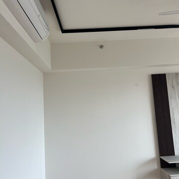 Room in 4 BHK Apartment at M3M Latitude, Sector 65 – for Sale