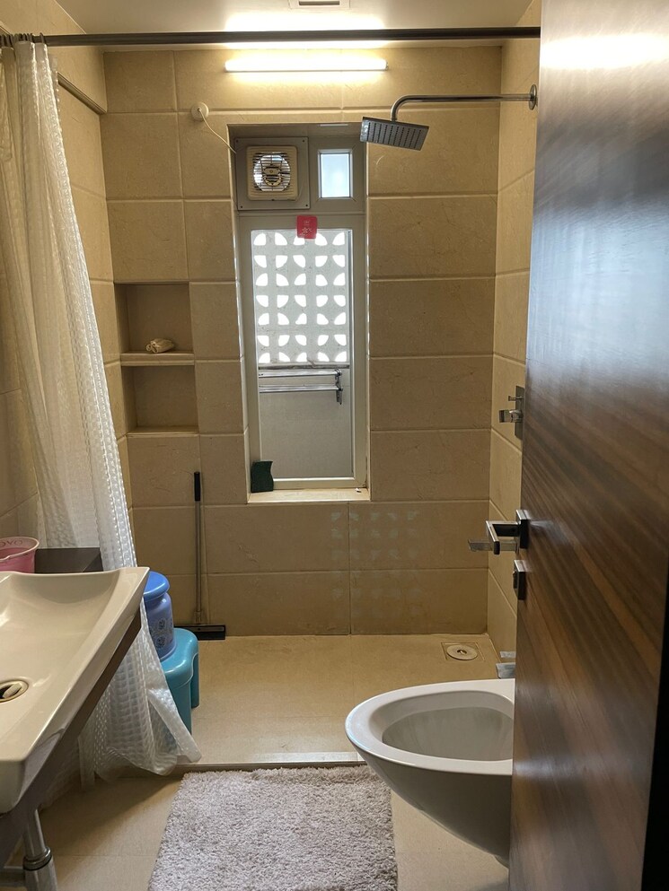 Attached Bathroom, auralis-the-twins 2 Bedroom 874 Sq.Ft. Apartment In Teen Hath Naka Thane 7299986