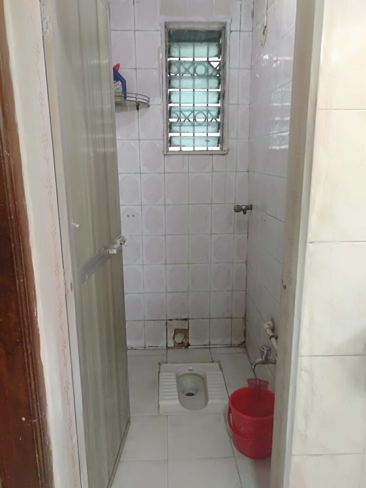 Bathroom, surya-apartment-shiravane 2 Bedroom 750 Sq.Ft. Apartment In Nerul Navi Mumbai 7300040