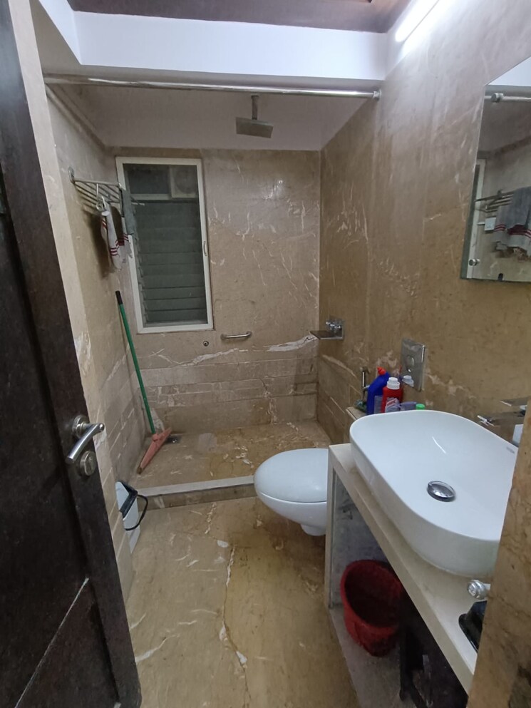 Bathroom, neera-apartment 3 Bedroom 1519 Sq.Ft. Apartment In Khar West Mumbai 7300064