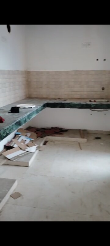 Master Bedroom in 4 BHK Builder Floor at Bptp Park Floors I, Sector 77 – for Sale
