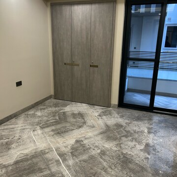 Room in 4 BHK Builder Floor at Vasant Vihar – for Sale