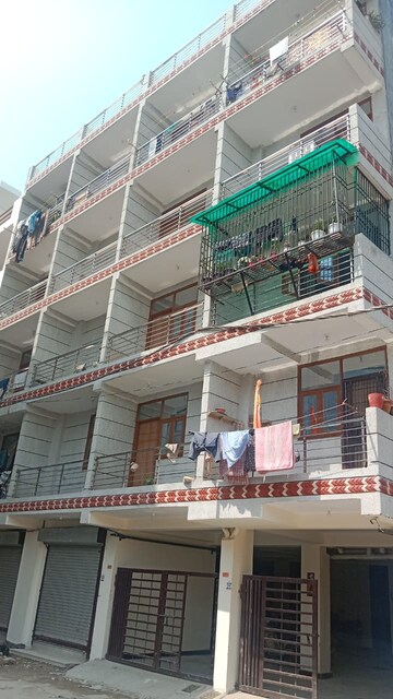  Shop – Exterior View View at Phi Iv Greater Noida - for Sale