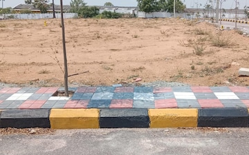 Plot For Sale in Lemoor