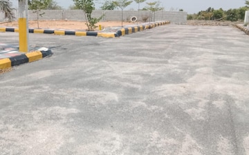 Plot For Sale in Loyapally