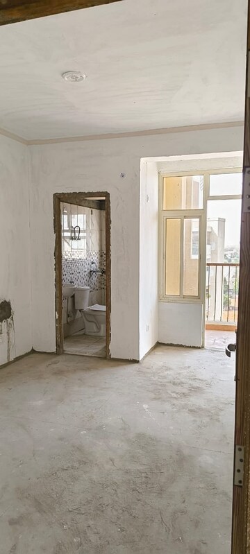 Room in 4 BHK Apartment at Terra Elegance, Alwar Bypass Road – for Sale