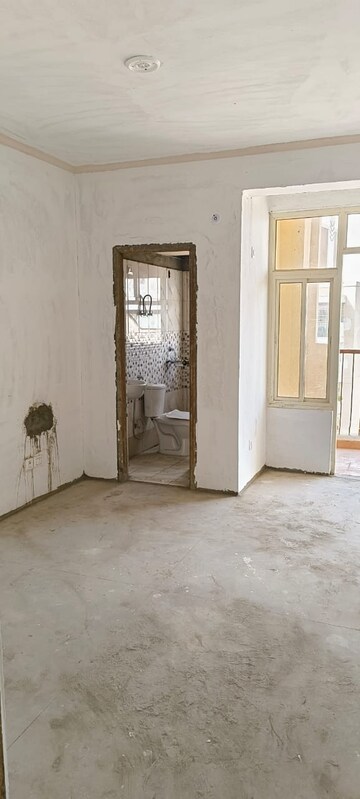Room in 4 BHK Apartment at Terra Elegance, Alwar Bypass Road – for Sale