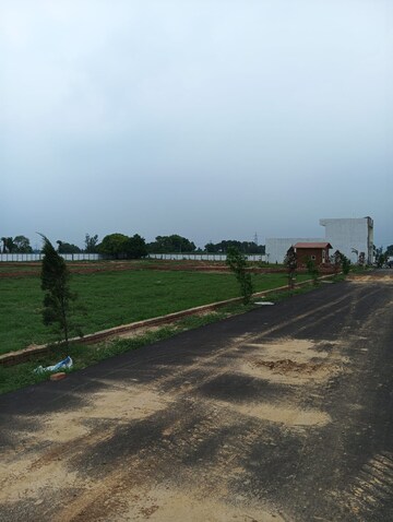  Plot – Garden View at Daurala - for Sale