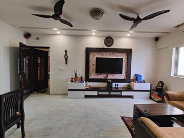 Room in 2 BHK Apartment at Majiwada – for Sale