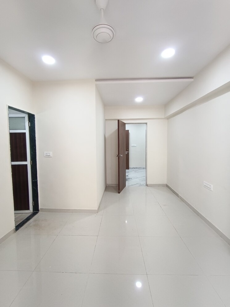 undefined, shree-raj-apartment 2 Bedroom 650 Sq.Ft. Apartment In Borivali West Mumbai 7301298