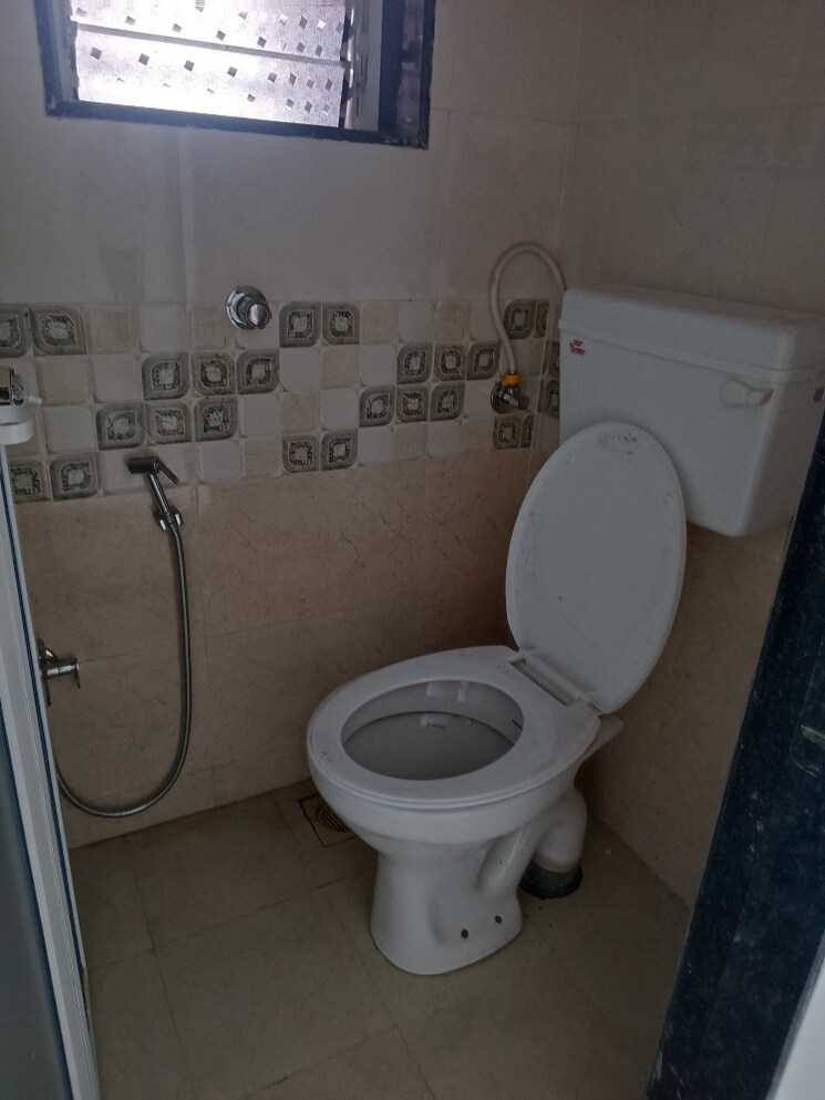 Bathroom, balaji-darshan-badlapur 2 Bedroom 700 Sq.Ft. Apartment In Badlapur East Thane 7301524