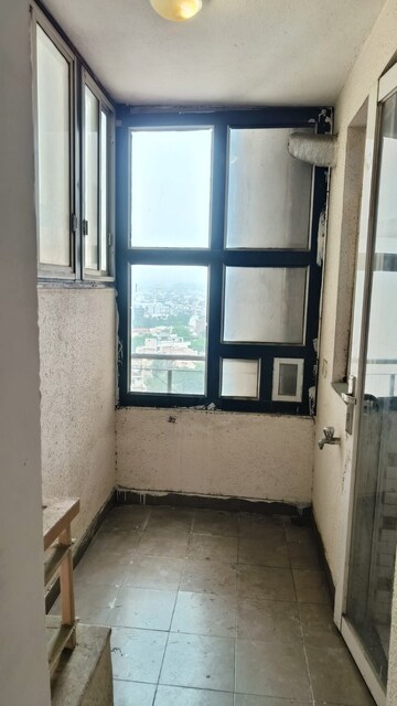 Building Lobby in 3 BHK Apartment at Unitech Escape, Sector 50 – for Sale