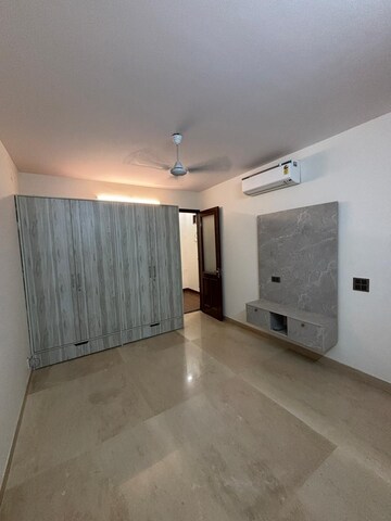 Room in 3 BHK Builder Floor at Rajouri Garden – for Sale