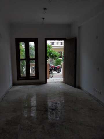 3 BHK Villa For Sale in Amrapali Leisure Valley, Tech Zone 4 Greater Noida