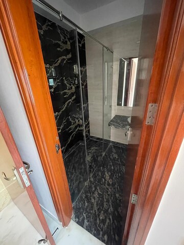  3 BHK Builder Floor at South Extension ii – for Sale