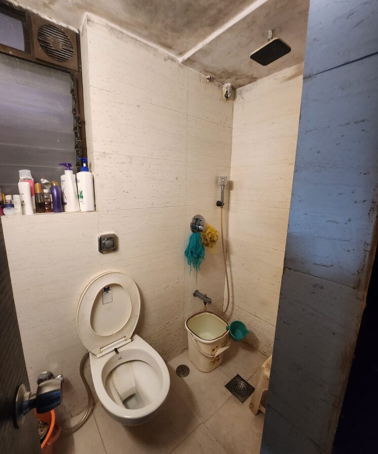 Bathroom, tranquility-apartments 1 Bedroom 500 Sq.Ft. Apartment In Andheri West Mumbai 7301951