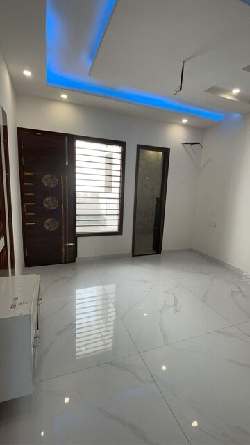 Room in 3 BHK Apartment at Ramgarh Bhudda – for Sale