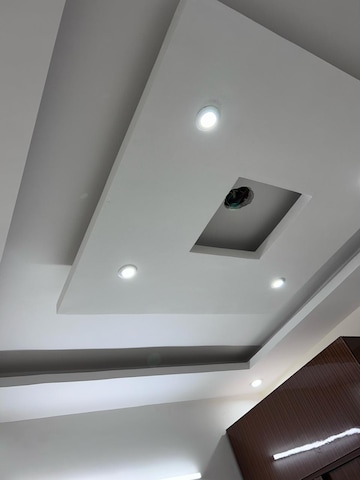 Furnished Amenities in 2 BHK Builder Floor at Sector 36 Greater Noida – for Sale