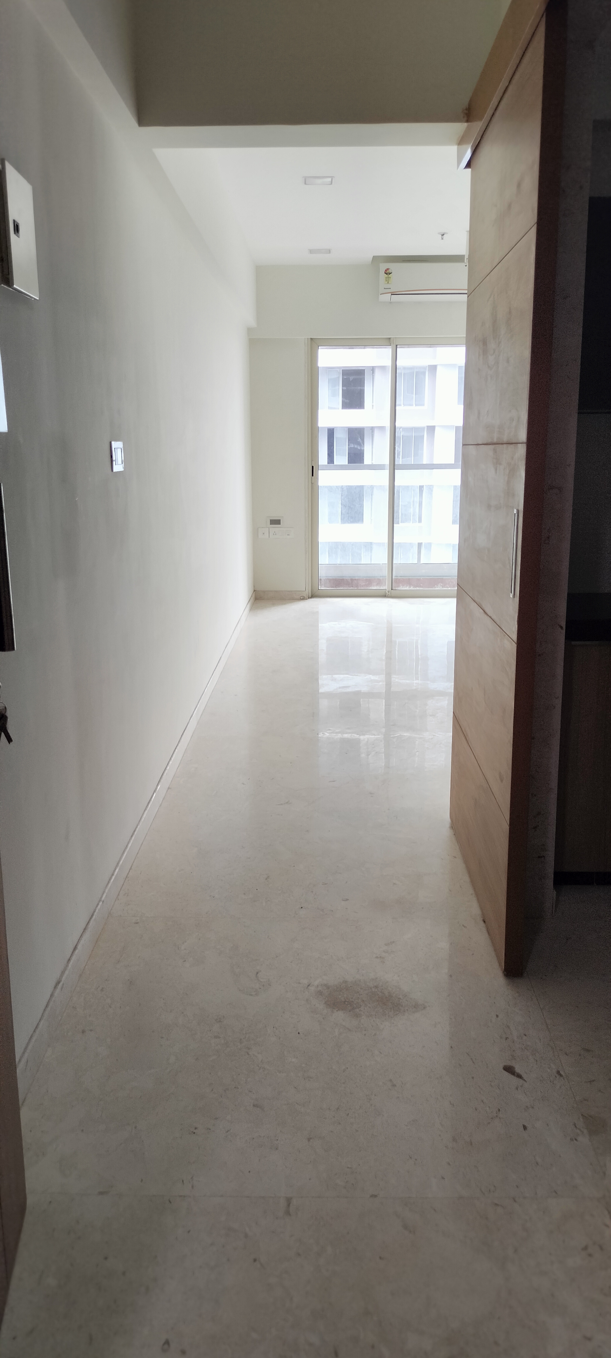 2.5 BHK Apartment For Rent in Ekta Tripolis Goregaon West Mumbai  7302388