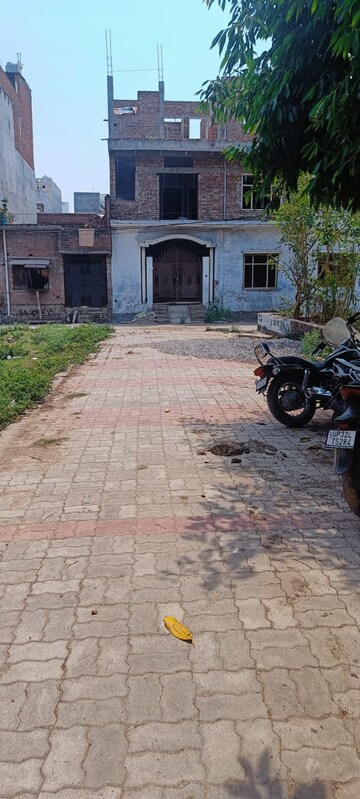  Plot – Exterior View View at Kamta - for Sale