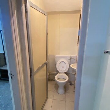 Bathroom in 2 BHK Apartment at Mulund West – for Sale