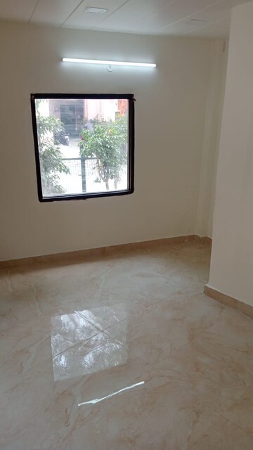 Room in 2 BHK Apartment at Parsvnath Paradise, Rajendra Nagar – for Sale