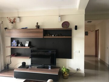 Furnished Amenities in 3 BHK Builder Floor at Richards Town – for Sale
