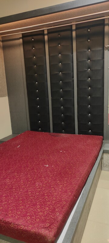 Room in 2 BHK Apartment at Dombivli West – for Sale