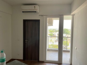 Room in 2 BHK Apartment at Shree Vardhman Green Court, Sector 90 – for Sale