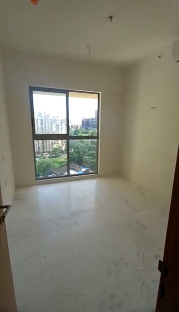 Room in 2 BHK Apartment at Lodha Bel Air, Jogeshwari West – for Sale