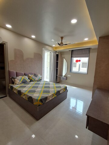 Room in 4 BHK Builder Floor at Nirman Nagar – for Sale