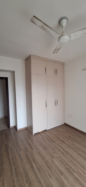 Furnished Amenities in 3 BHK Apartment at Godrej Oasis, Sector 88a – for Sale