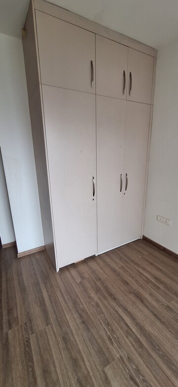 Furnished Amenities in 3 BHK Apartment at Godrej Oasis, Sector 88a – for Sale